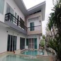 2 Story Pool Villa with Modern Style and Convenient Location near motorway no.7